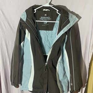 Free Country Women's Ski Jacket in Brown and Light Blue
